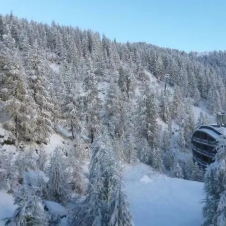 Апартаменты Residenza Dello Sparviero Cervinia - No Internet Connection *