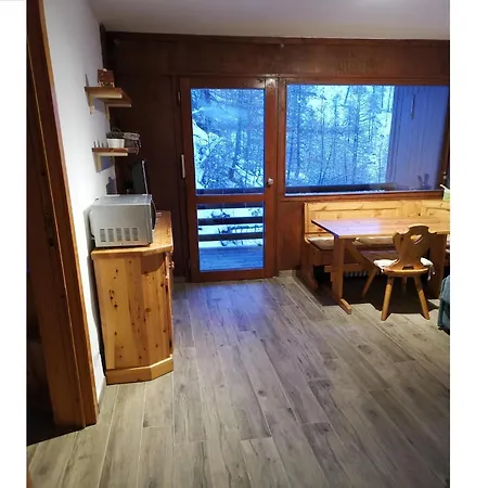 Апартаменты Residenza Dello Sparviero Cervinia - No Internet Connection *